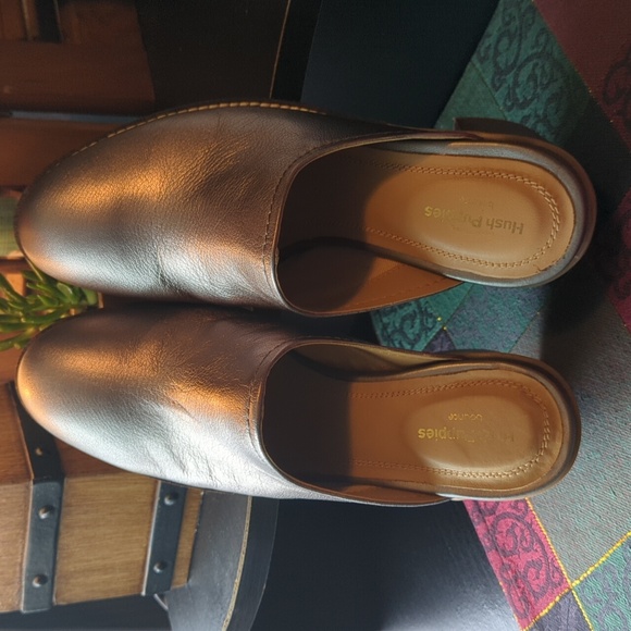 Hush Puppies Hannah Mule slide on silver Women's 7.5 W stylish NEW NWB - Picture 3 of 10